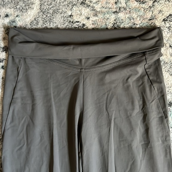 Patagonia Fold Over Wide Leg Yoga Pants - Picture 5 of 10